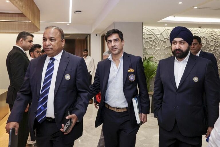 ਅਜੀਤ ਅਗਰਕਰ ਦੇ ਭਵਿੱਖ ‘ਤੇ ਫ਼ੈਸਲਾ ਲੈਣ ਲਈ ਅਹੁਦੇਦਾਰ ‘ਅਧਿਕਾਰਤ’
