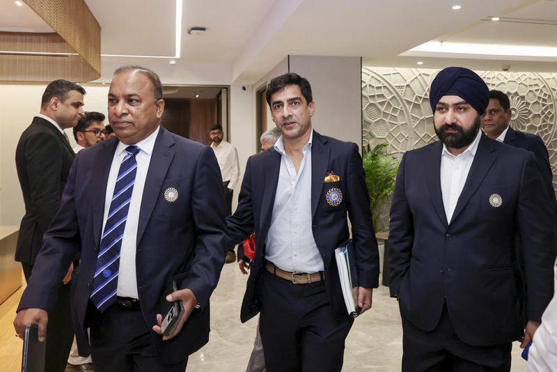 ਅਜੀਤ ਅਗਰਕਰ ਦੇ ਭਵਿੱਖ ‘ਤੇ ਫ਼ੈਸਲਾ ਲੈਣ ਲਈ ਅਹੁਦੇਦਾਰ ‘ਅਧਿਕਾਰਤ’