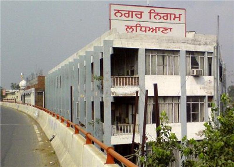 ਐੱਫ ਐਂਡ ਸੀ ਸੀ ਮੀਟਿੰਗ ’ਚ ਹੰਗਾਮਾ