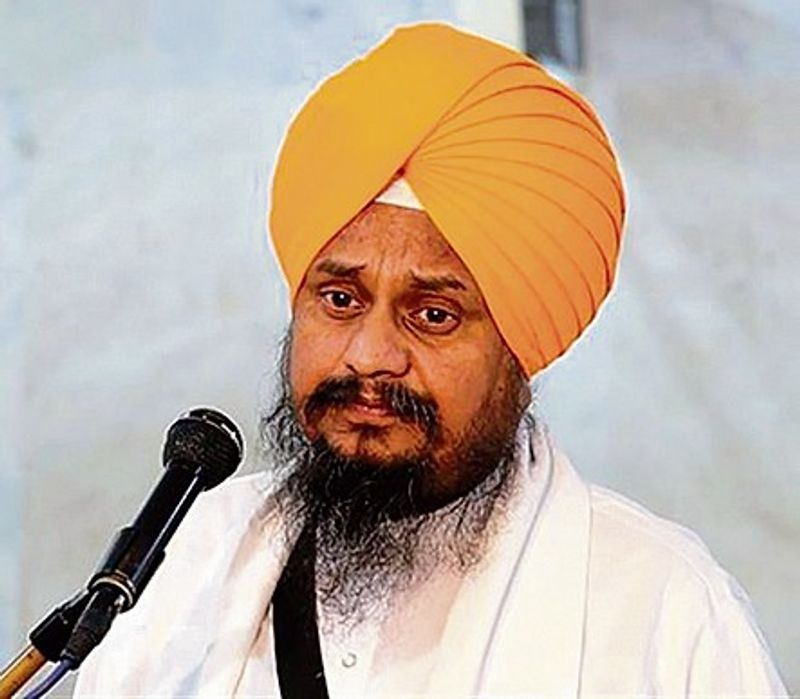ਭਾਜਪਾ ਦੇ ਸੀਨੀਅਰ ਨੇਤਾ ਹੋਣ ਦੇ ਨਾਤੇ ਭਾਜਪਾ ਨੇ ਆਪਣੇ ਫੈਸਲੇ ਲਈ ਅਰਜ਼ੀ ਦਿੱਤੀ ਹੈ।