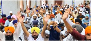 ਅਕਾਲੀ ਦਲ ਵਾਰਿਸ ਪੰਜਾਬ: ਴ੋਂ ਬਾਹਰੀ ਉ ਮੀੀਦਵਾਰ ਖ ਸ਼ਿਿਲਾਫ਼ ਝ๰ਡਾ ਀ੁੰਕਿਁ