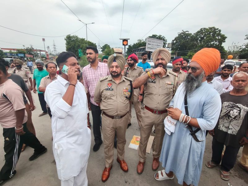 ਕੌਮੀ ਇਨਸਾਫ ਮੋਰਚਾ: 21 ਸਾਲਾਂ ਤੋਂ ਇਨਸਾਫ ਮੋਰਚਾ ਨੇ ਇਕ ਵਾਰ ਫਿਰ ਕੰਮ ਕੀਤਾ ਹੈ।