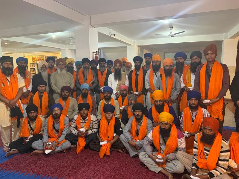 ਹੇਮਕੁੰਟ ਸਾਹਿਬ ਨੇ ਁਲੇ ਨ ਆਲੇ ਸੱਤ ਉੱ ਚੀੀਆਂ ਚੋੋ ਟੀੀਆਂ ‘ ਤੇ ੇਾਪਿਨ ਨਨਾਨ ਾਨਿਬ ਨਨ ਨ