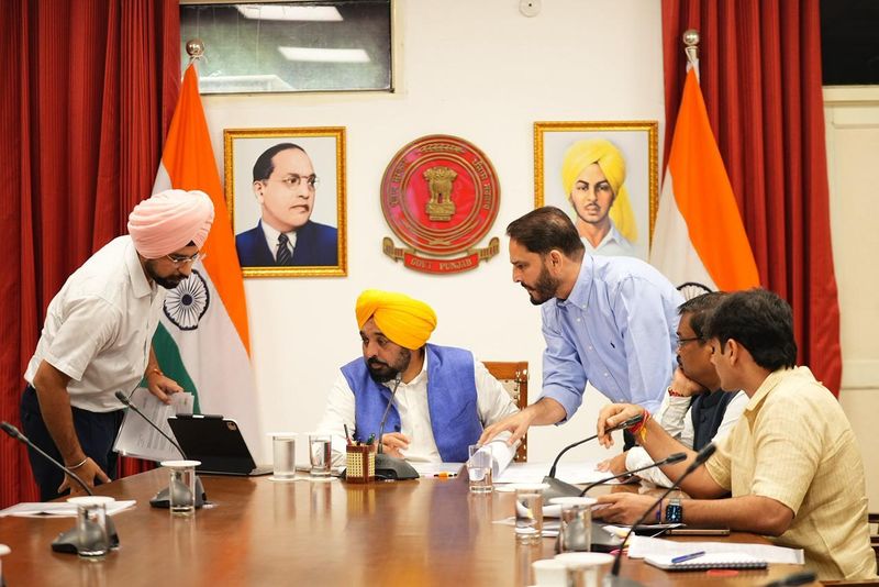 ਮੁੱਖ ਮੰਤਰੀ ਭਗਵੰਤ ਮਾਨ ਨੇ ਕਿਹਾ ਕਿ ਉਨ੍ਹਾਂ ਨੇ ਆਪਣੇ ਸਿਹਤ ਮੰਤਰੀ ਵਜੋਂ ਬਿਆਨ ਜਾਰੀ ਕੀਤਾ ਹੈ।