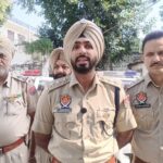ਅਮਰਜੀਤ ਚਾਵਲਾ ਮਾਮਲੇ ‘ਚ ਸ਼੍ਰੋਮਣੀ ਕਮੇਟੀ ਨੇ ਓਐਸਡੀ ਖਿਲਾਫ ਮਾਮਲਾ ਦਰਜ ਕਰ ਲਿਆ ਹੈ।
