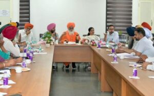 ਸੰਤ ਬਲਬੀਰ ਸਿੰਘ ਸੀਚੇਵਾਲ ਨੇ ਕਿਹਾ ਕਿ ਉਨ੍ਹਾਂ ਨੇ ਆਪਣੀ ਜ਼ਿੰਦਗੀ ਲਈ ਅਹਿਮ ਭੂਮਿਕਾ ਨਿਭਾਈ ਹੈ।