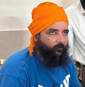 ਮੋਹਨਜੀਤ ਸਿੰਘ ਸ਼ੈਰਨ ਨੇ ਕਿਹਾ ਕਿ ਜੋ ਲੋਕ ਇਸ ਫਿਲਮ ਨੂੰ ਸਭ ਤੋਂ ਵੱਧ ਪਸੰਦ ਕਰਦੇ ਹਨ, ਉਨ੍ਹਾਂ ਨੇ ਆਪਣੇ ਚਿਹਰੇ ‘ਤੇ ਕੰਮ ਕੀਤਾ ਹੈ।