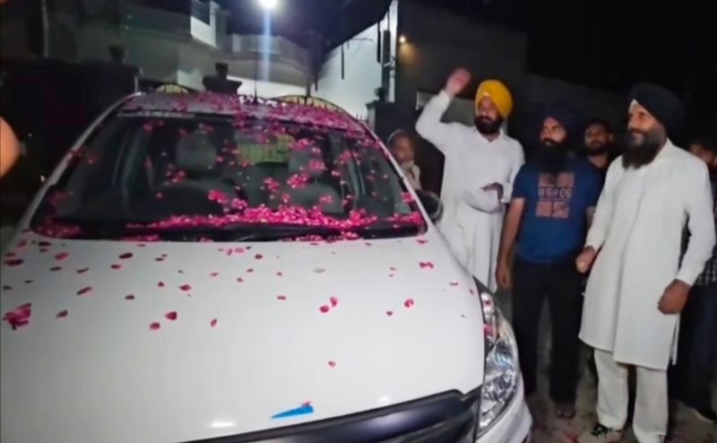 ਸੀਬੀਆਈ ਨੇ ਆਪਣੇ ਕਰਮਚਾਰੀਆਂ ਵਿਰੁੱਧ ਕਾਰਵਾਈ ਕੀਤੀ ਹੈ।