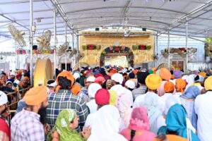 ਪਹਿਲਾ ਪ੍ਰਕਾਸ਼ ਪੁਰਬ: ਰੰਗ-ਬਿਰੰਗੇ ਵਿਦੇਸ਼ੀ ਫੁੱਲਾਂ ਨਾਲ ਮਹਿਕਿਆ ਸ੍ਰੀ ਦਰਬਾਰ ਸਾਹਿਬ