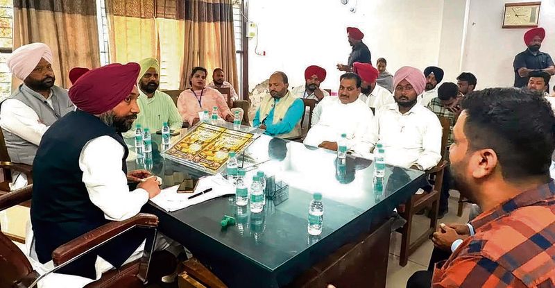 ਅਤੇ ਹੋਰ ਬਹੁਤ ਧੰਨਵਾਦ