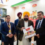 ਭਗਵੰਤ ਮਾਨ ਪੈਰਿਸ : ਹੁਣ ਪੈਰਿਸ 'ਚ ਮਿਲਣਗੇ ਮਾਰਕਫੈੱਡ ਦੇ ਸੋਹਣਾ ਬਰਾਂਡੇ ਦੇ ਛੋਟੇ ਤੇ ਰਾਜਮਾਂਹ