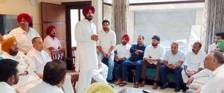 ਪੰਜਾਬ ਅਸੈਂਬਲੀ ਚੋਣਾਂ: 'ਆਪਣੀ' ਚੋਣ ਮੁਹਿੰਮ ਵਧ ਰਹੀ ਹੈ: ਵੜਿੰਗ