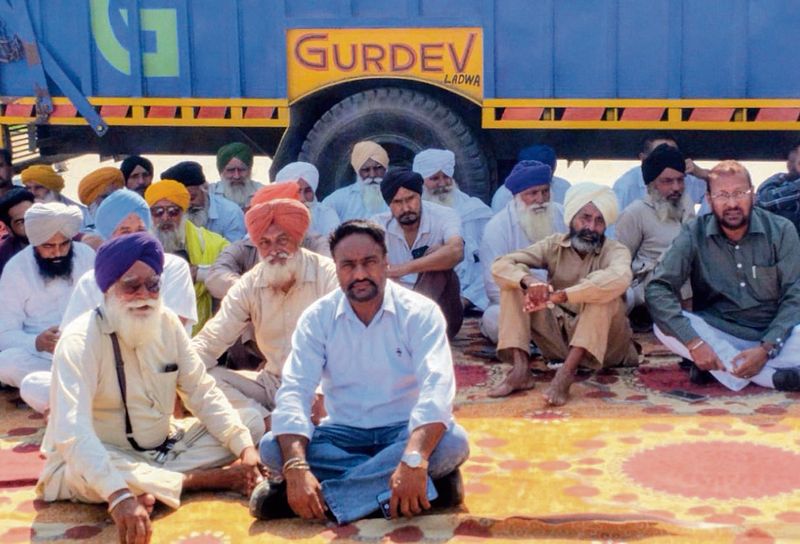 ਅਤਾ ਦੀ ਖਸਤਾਹਾਲ ਵਿਰੋਧੀ ਧਿਰ ਦਾ ਵਿਰੋਧ ਜਾਮ